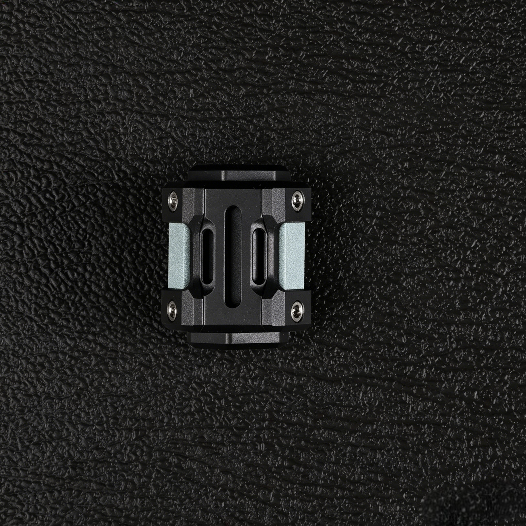 TiSpinx: Titanium Pendant That Redefines EDC