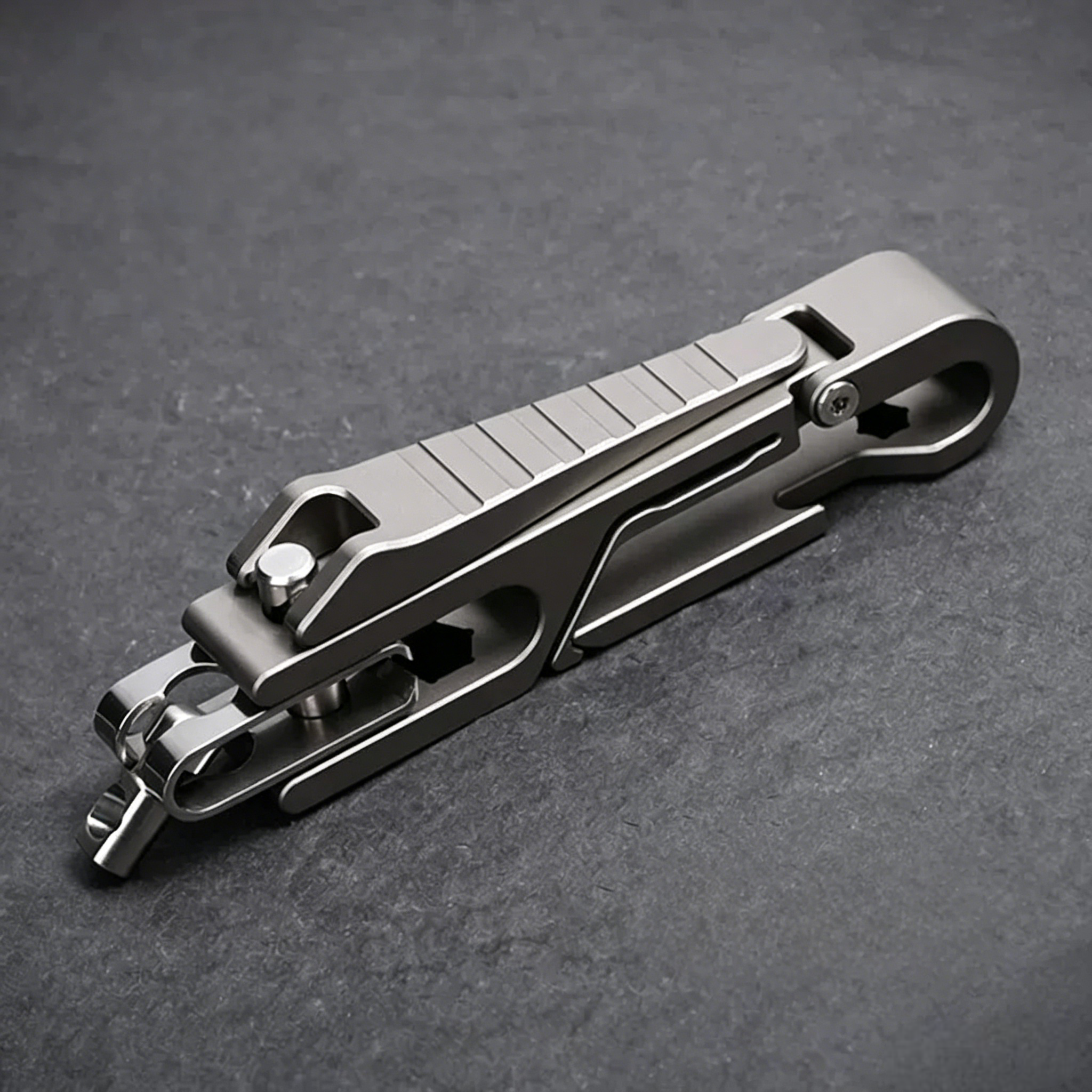 K-Smart 4.0 | Titanium Quick-Release Keychain Reinvented